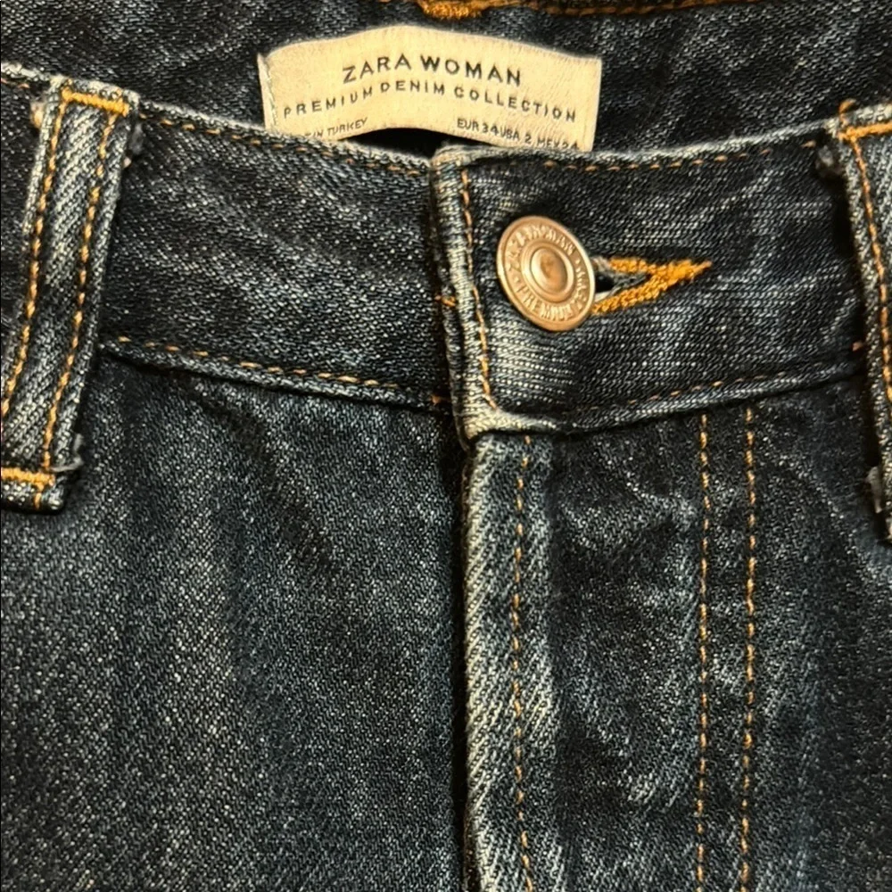 Zara Premium Denim Size 2 Distressed Shorts!!